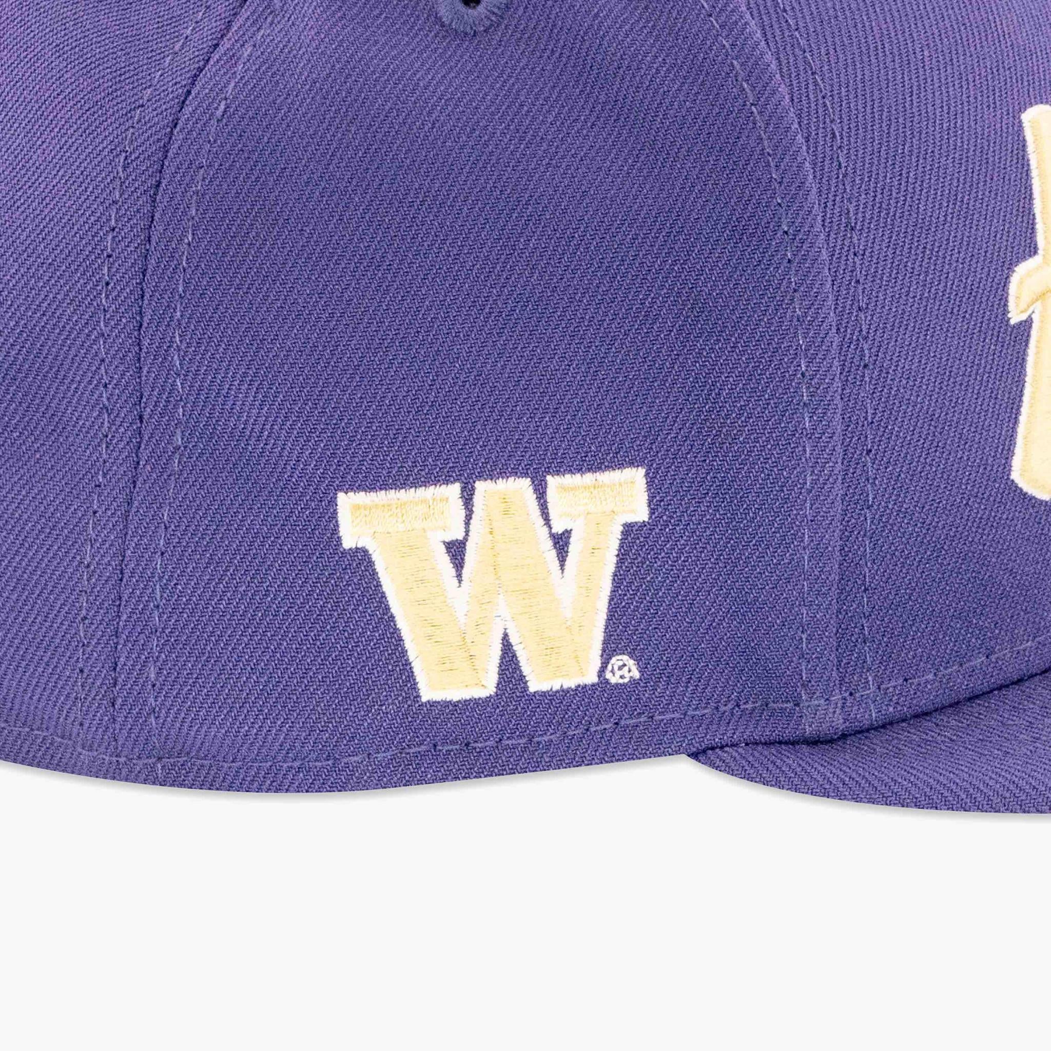 Washington Huskies Classic Script Snapback - Image 3