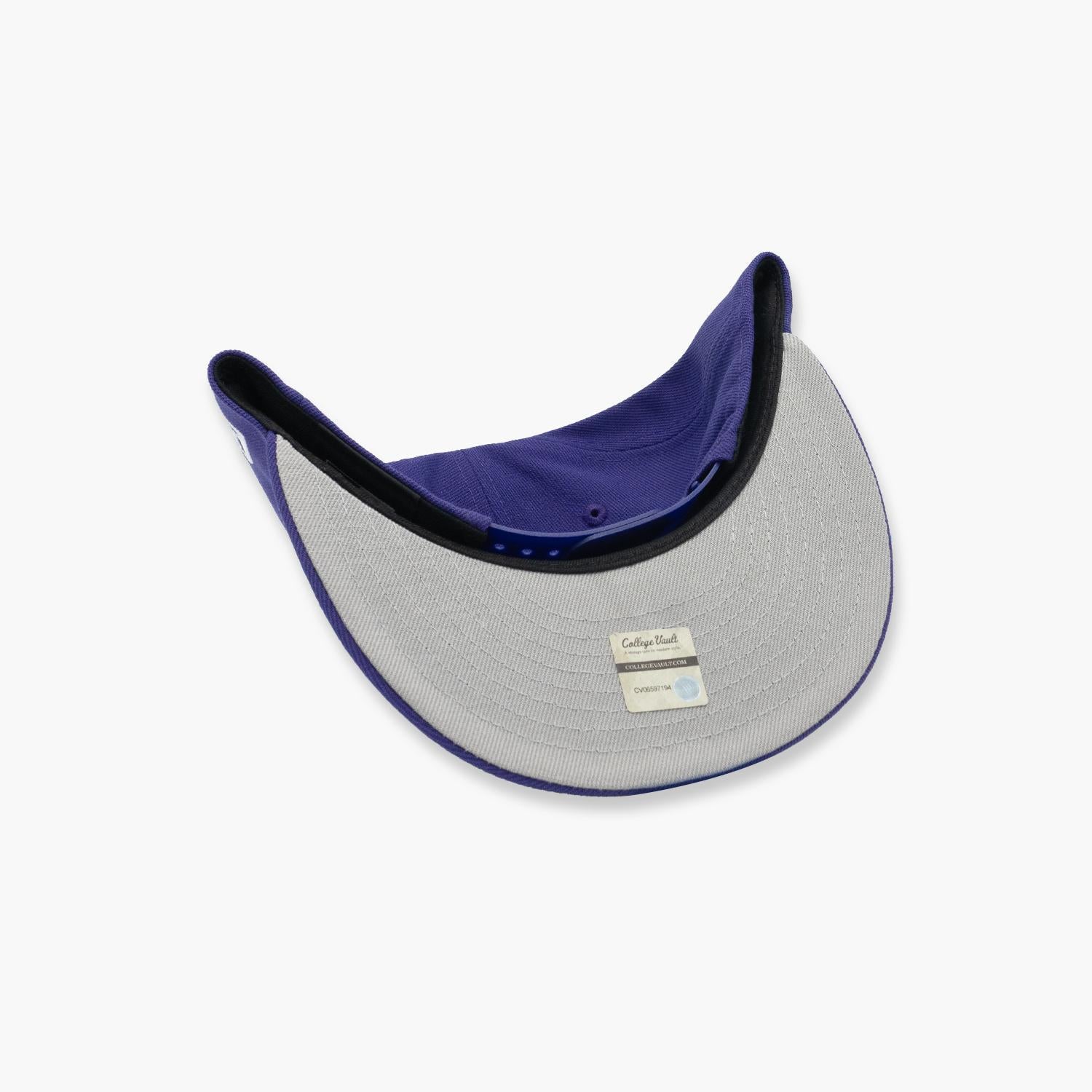 Washington Huskies Dubs Up Purple Snapback - Image 4
