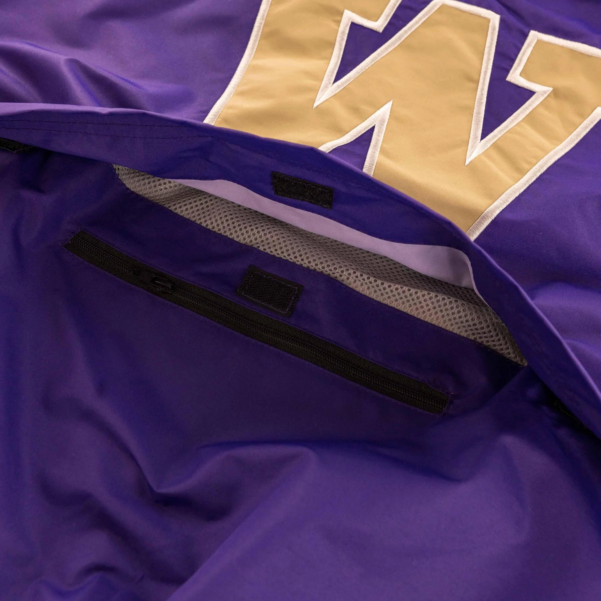 Washington Huskies Purple Logo Windbreaker Jacket - Image 2